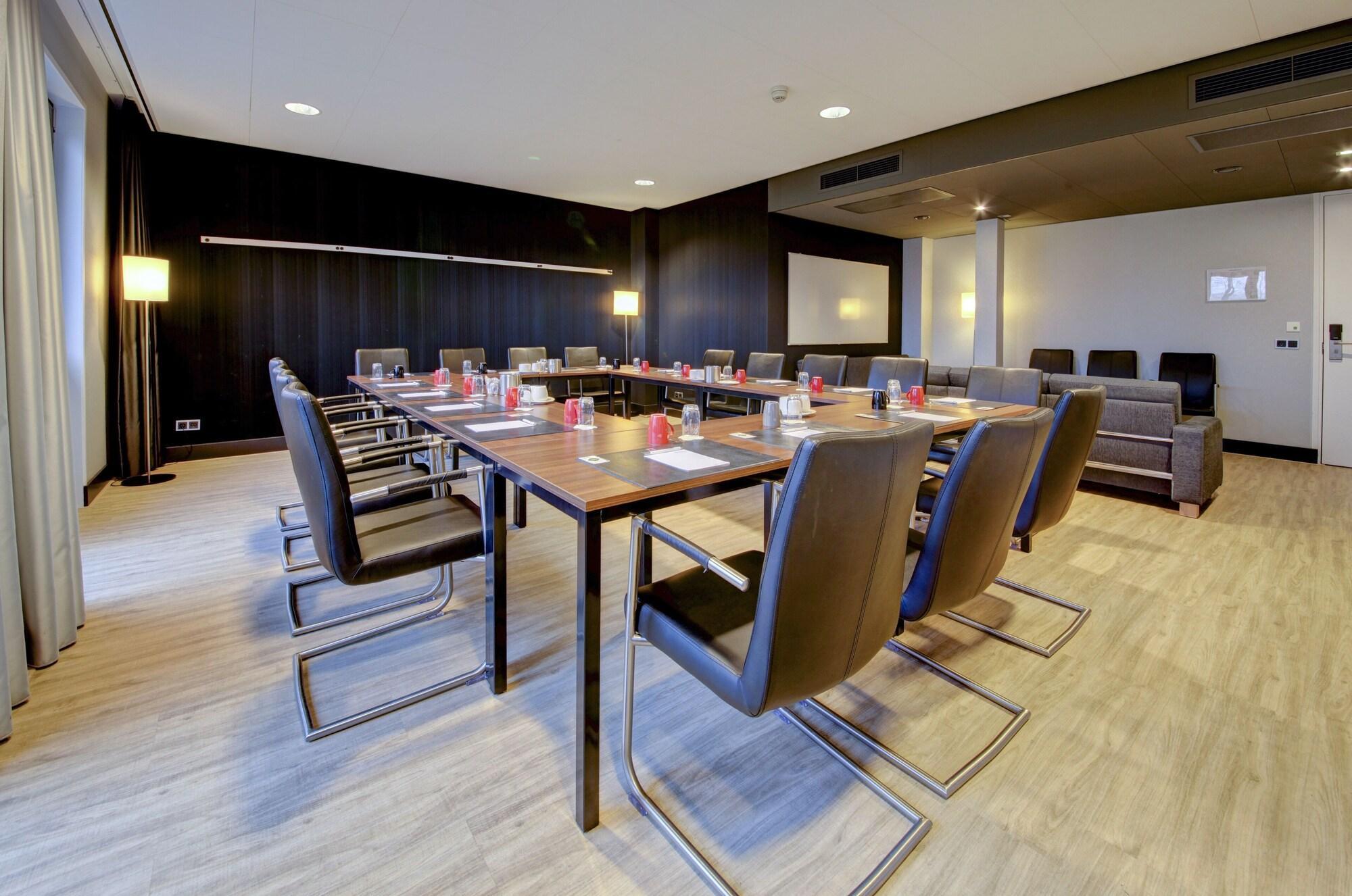 Fletcher Hotel-Restaurant Teugel Uden-Veghel Экстерьер фото